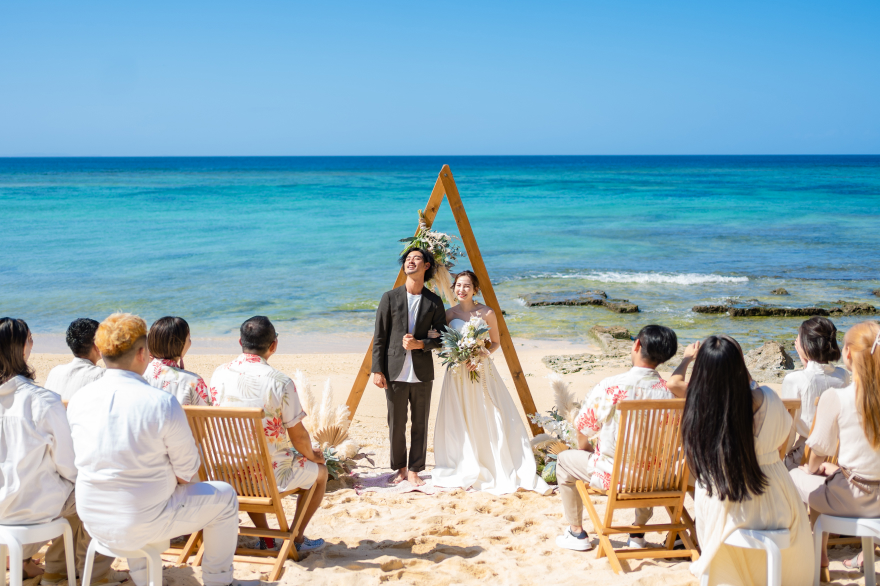 沖縄リゾート婚は迷惑？無理なく参列してもらうためには準備と配慮が大切